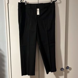 Ann Taylor Factory size  14 NWT black signature cropped leg pants